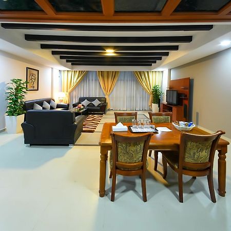 Sea Diamond Plaza Apartments Μανάμα Εξωτερικό φωτογραφία