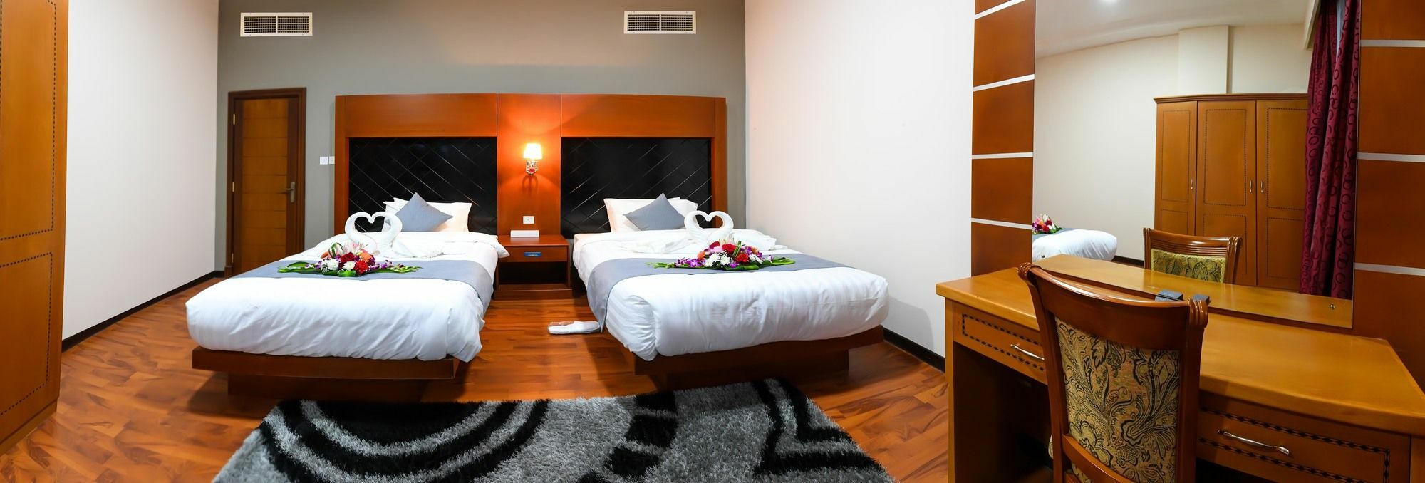 Sea Diamond Plaza Apartments Μανάμα Εξωτερικό φωτογραφία